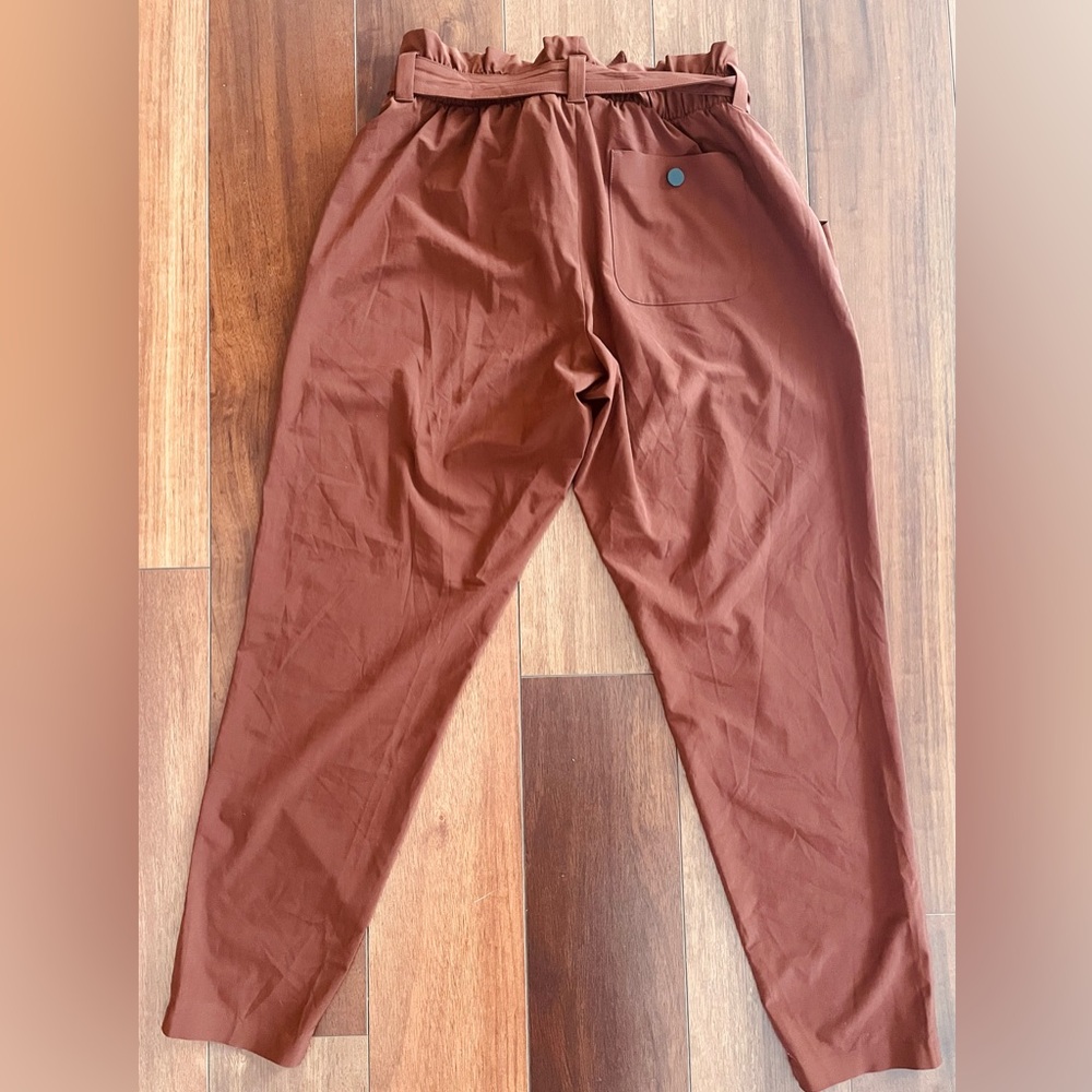 ATHLETA Skyline Pants Womens 8 Cognac Brown High Waist Belted Pleated - Picture 4 of 9